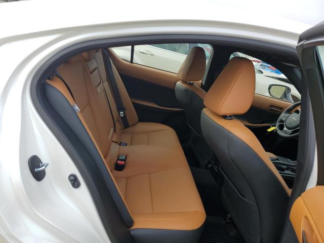 Photo 10 from auction – 2022 LEXUS IS 300 with VIN JTHD81F29N5049554