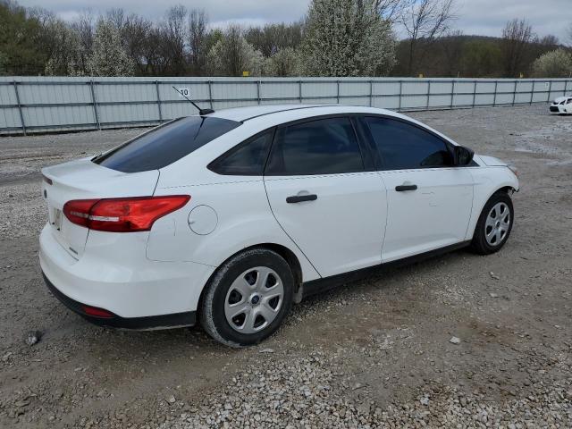 Photo 3 from auction – 2015 FORD FOCUS S with VIN 1FADP3E20FL275051