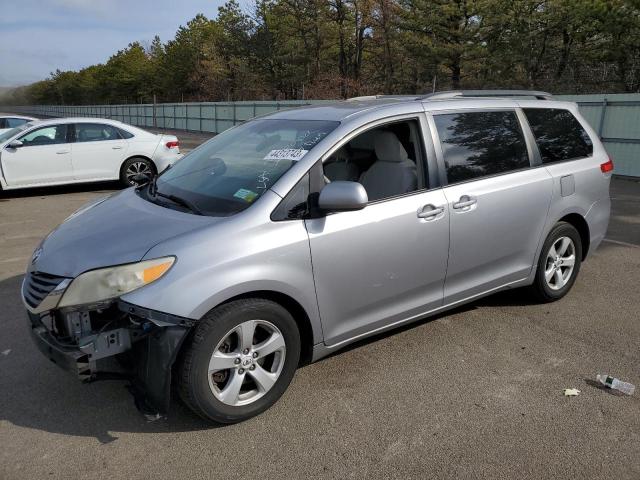 TOYOTA SIENNA LE 2011 with VIN 5TDKK3DCXBS026520 - Photo from auction