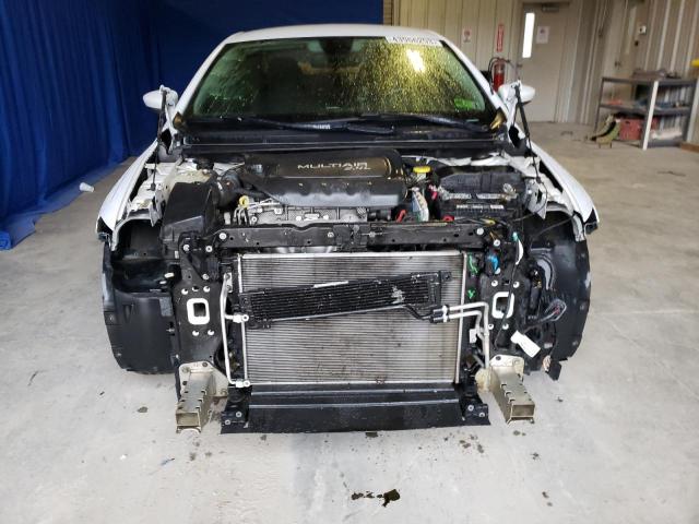 Photo 5 from auction – 2015 CHRYSLER 200 LIMITE with VIN 1C3CCCAB6FN612189