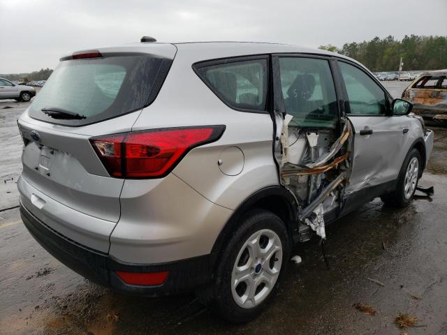 Photo 3 from auction – 2019 FORD ESCAPE S with VIN 1FMCU0F77KUA01949