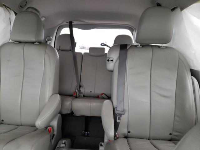 Photo 10 from auction – 2014 TOYOTA SIENNA XLE with VIN 5TDYK3DC1ES474692