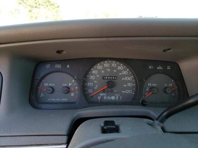 Photo 9 from auction – 2000 MERCURY GRAND MARQ with VIN 2MEFM75W0YX734752