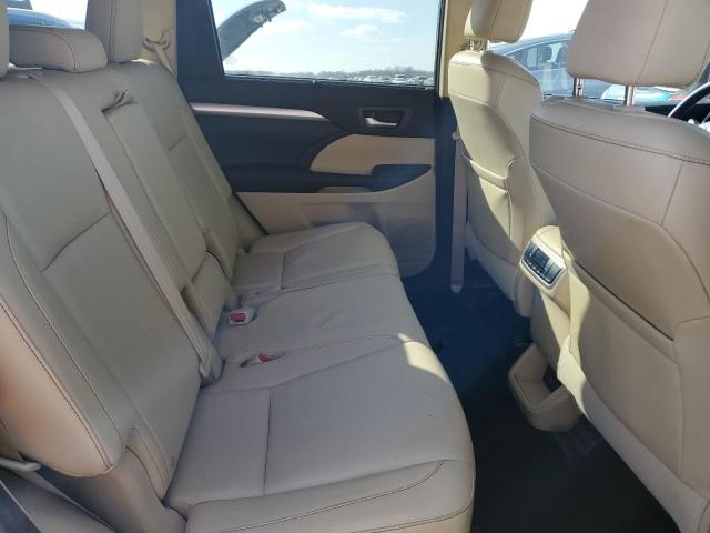 Zdjęcie 11 z aukcji – 2016 TOYOTA HIGHLANDER z VIN 5TDKKRFH7GS128389