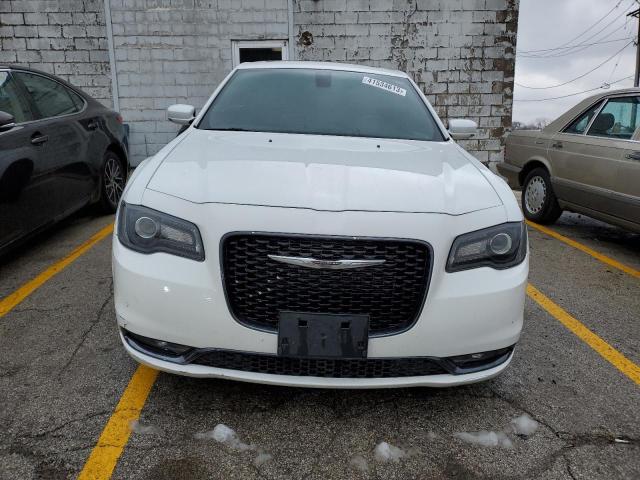 Photo 5 from auction – 2019 CHRYSLER 300 S with VIN 2C3CCABG9KH686059
