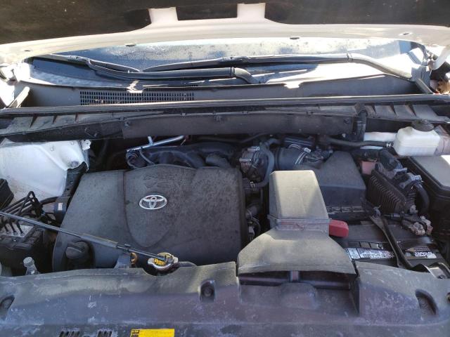 Photo 12 from auction – 2017 TOYOTA HIGHLANDER with VIN 5TDBZRFH8HS371013
