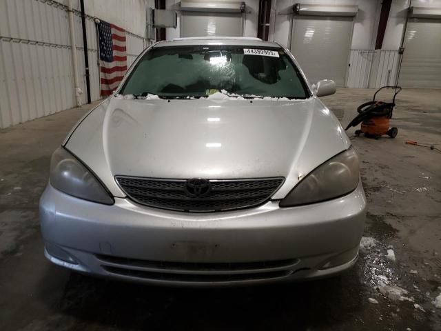 Photo 5 from auction – 2003 TOYOTA CAMRY LE with VIN JTDBF30K130148818