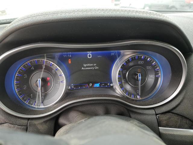 Photo 9 from auction – 2018 CHRYSLER 300 LIMITE with VIN 2C3CCAEG2JH159684