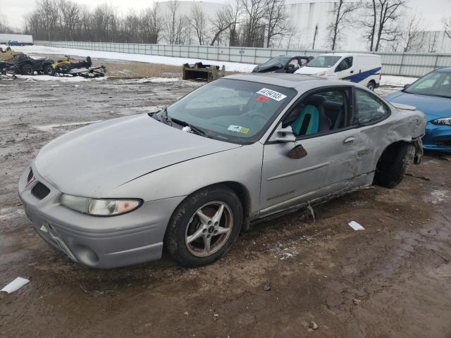 PONTIAC GRAND PRIX 2000 with VIN 1G2WP12K7YF260449 - Photo from auction