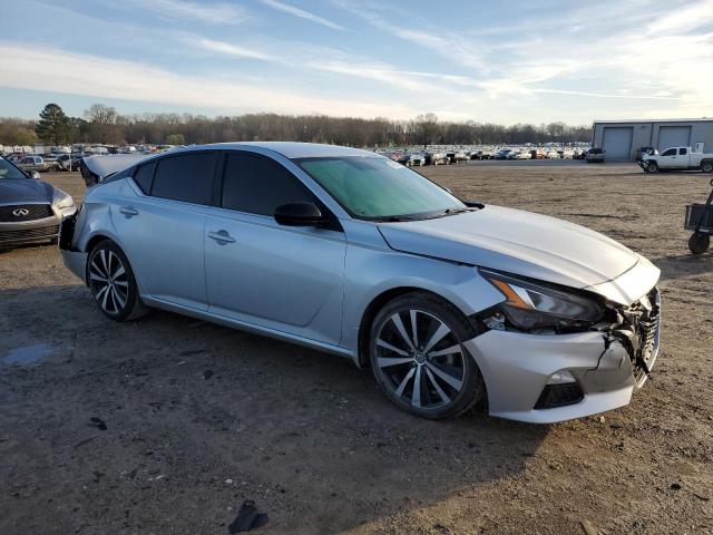 Photo 4 from auction – 2019 NISSAN ALTIMA SR with VIN 1N4BL4CV6KC137613