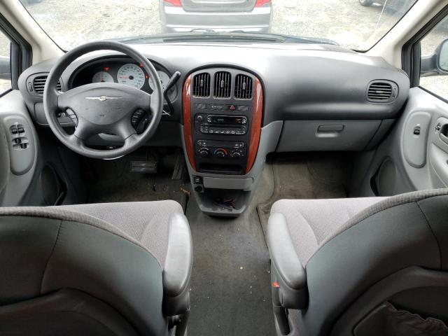 Photo 8 from auction – 2006 CHRYSLER TOWN & COU with VIN 1A4GP45R66B753659