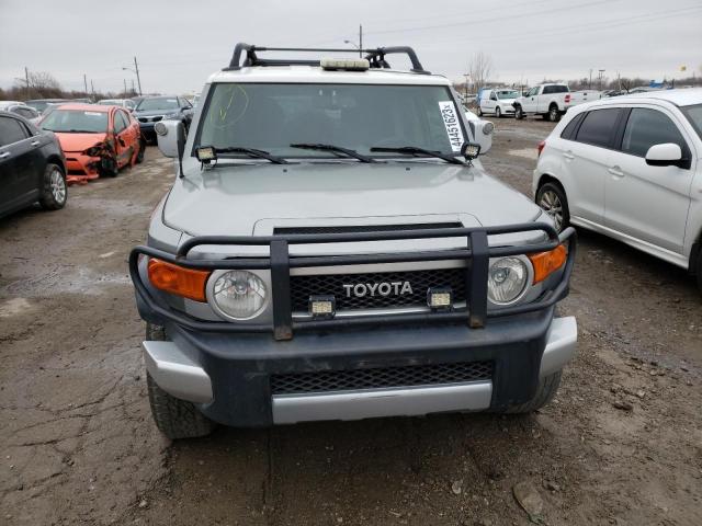 Photo 5 from auction – 2012 TOYOTA FJ CRUISER with VIN JTEBU4BF7CK124714
