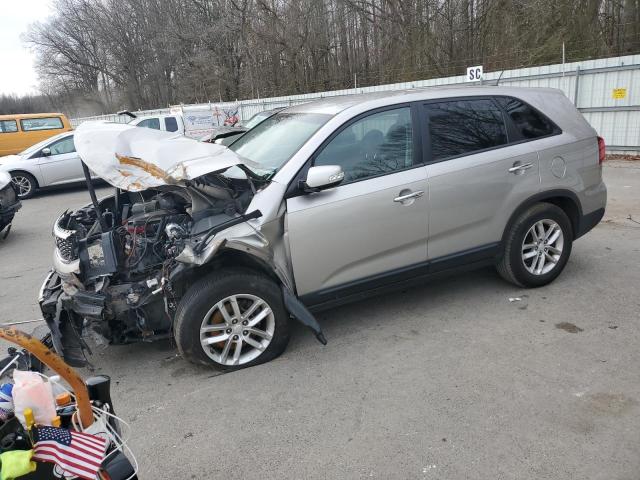 KIA SORENTO 2014 with VIN 5XYKT3A6XEG452110 - Photo from auction