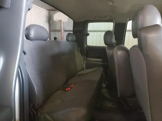 Photo 10 from auction – 2004 CHEVROLET SILVERADO with VIN 1GCEC19XX4Z200856