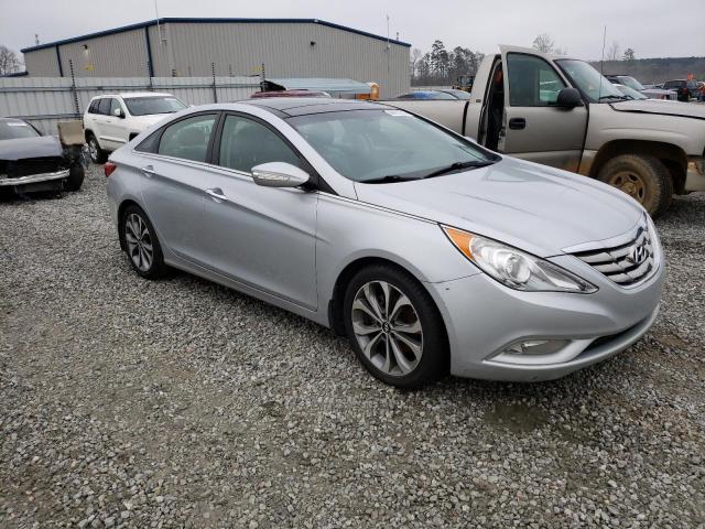 Photo 4 from auction – 2013 HYUNDAI SONATA SE with VIN 5NPEC4ABXDH591225