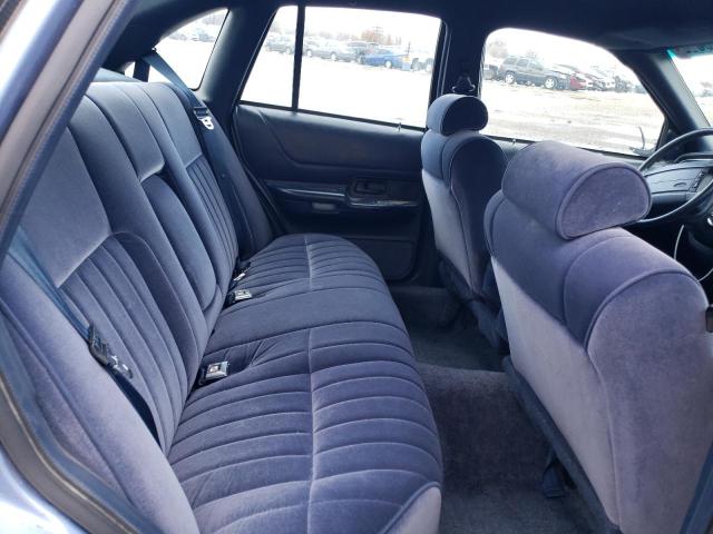 Photo 10 from auction – 1994 FORD CROWN VICT with VIN 2FALP73W7RX184116
