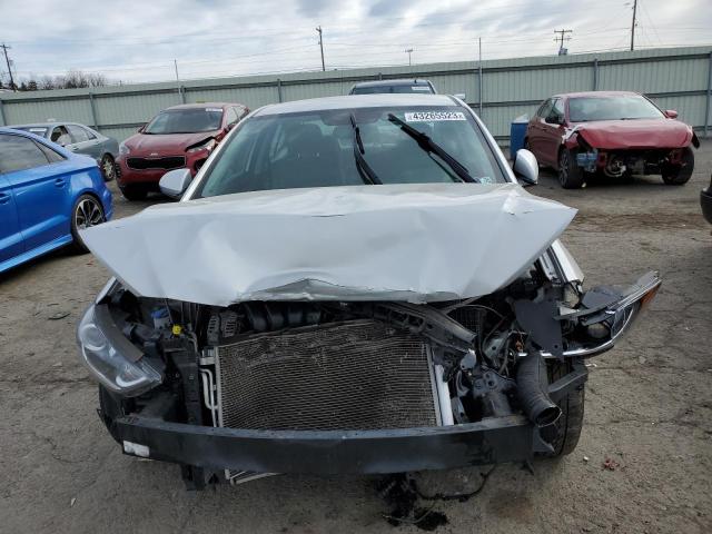 Photo 5 from auction – 2017 HYUNDAI ELANTRA SE with VIN 5NPD74LF0HH210665