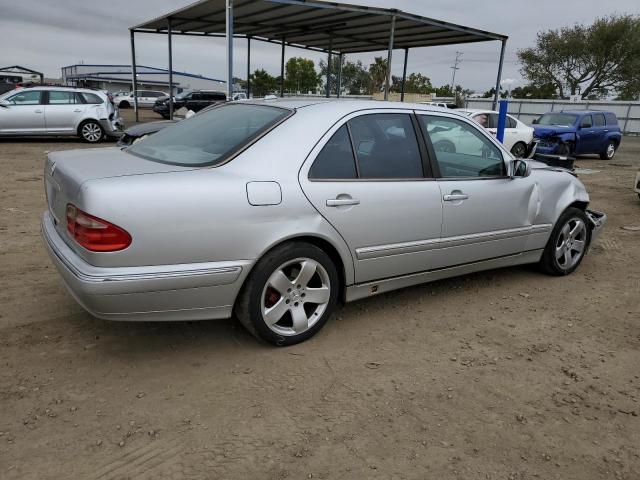 Photo 3 from auction – 2001 MERCEDES-BENZ E320 with VIN WDBJF65J21B210059