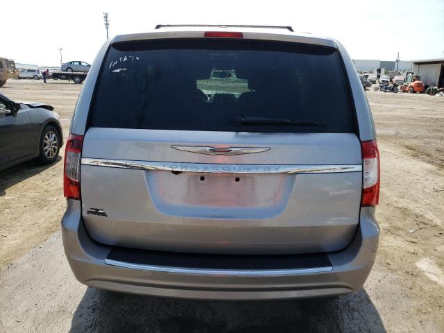 Photo 6 from auction – 2016 CHRYSLER TOWN & COU with VIN 2C4RC1BG2GR164977