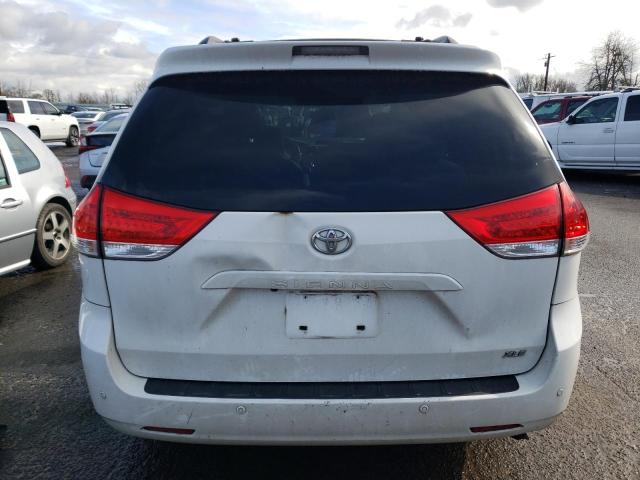 Photo 6 from auction – 2011 TOYOTA SIENNA XLE with VIN 5TDYK3DC4BS137395
