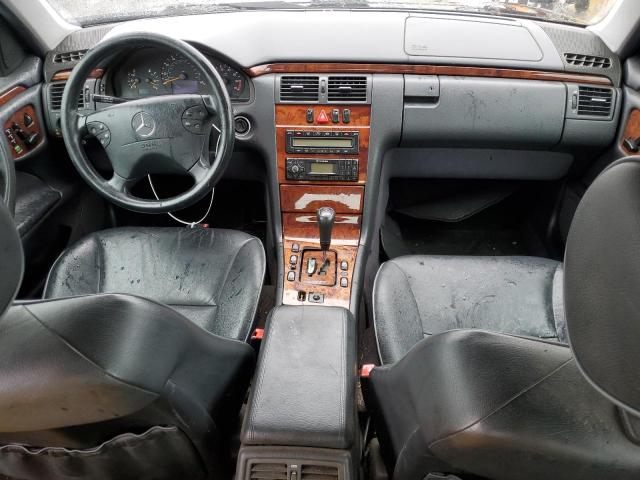 Photo 8 from auction – 2000 MERCEDES-BENZ E 320 4MAT with VIN WDBJF82G0YX028653