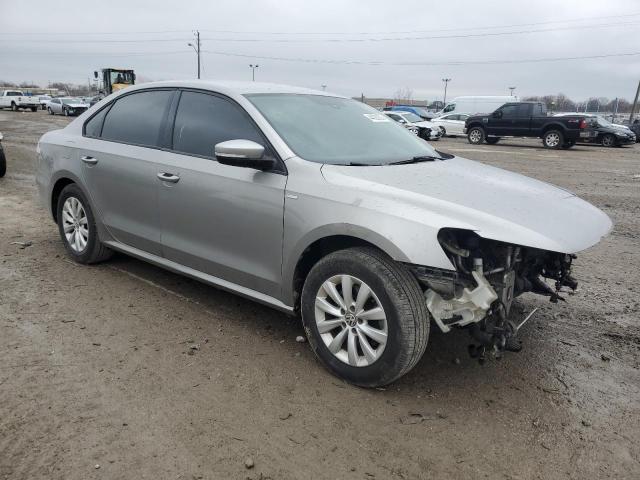 Photo 4 from auction – 2014 VOLKSWAGEN PASSAT S with VIN 1VWAT7A3XEC082819