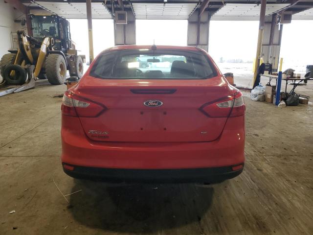 Photo 6 from auction – 2014 FORD FOCUS SE with VIN 1FADP3F21EL393140