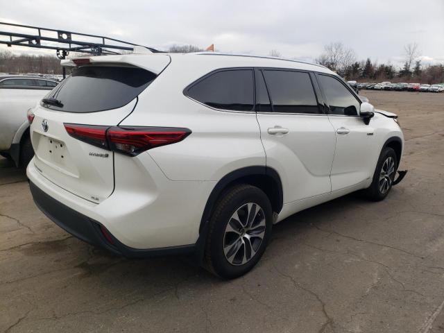 Photo 3 from auction – 2021 TOYOTA HIGHLANDER with VIN 5TDGBRCHXMS525178
