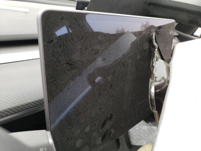 Photo 9 from auction – 2022 TESLA MODEL Y with VIN 7SAYGAEE8NF342297