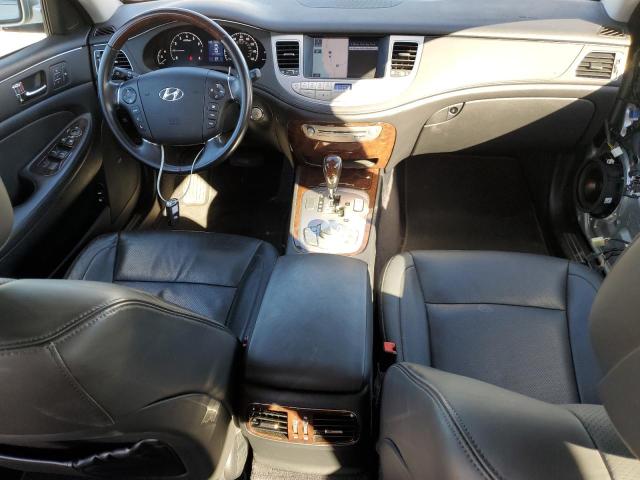 Photo 8 from auction – 2011 HYUNDAI GENESIS 4. with VIN KMHGC4DF2BU129604
