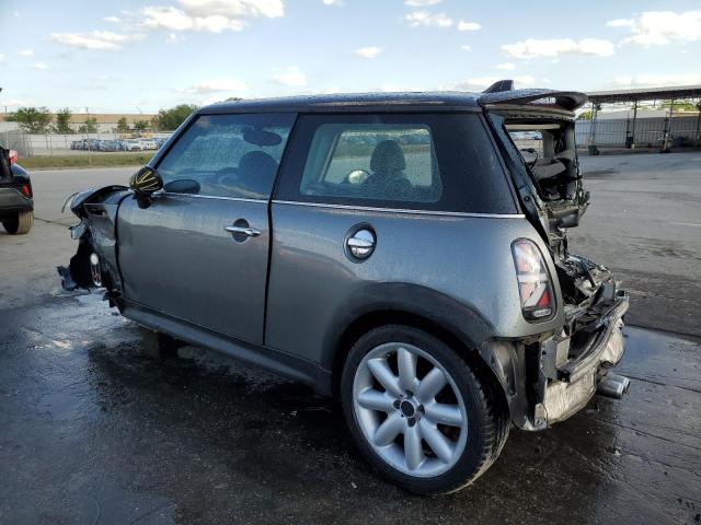 Photo 2 from auction – 2005 MINI COOPER S with VIN WMWRE33585TL12216