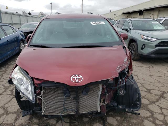Photo 5 from auction – 2016 TOYOTA SIENNA LE with VIN 5TDKK3DC4GS743728
