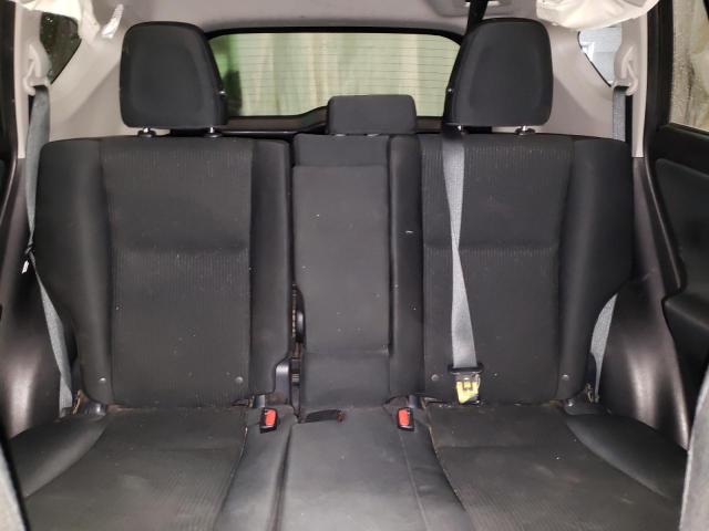 Photo 10 from auction – 2016 TOYOTA RAV4 LE with VIN JTMBFREVXGJ095056