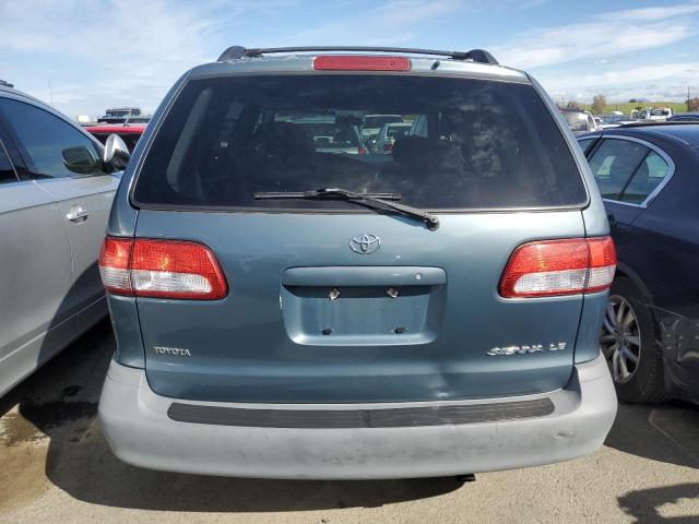Photo 6 from auction – 2002 TOYOTA SIENNA with VIN 4T3ZF13C92U473220