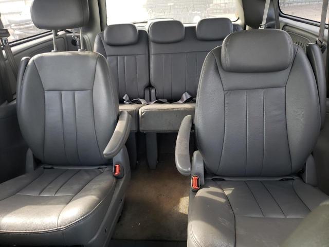 Photo 10 from auction – 2005 CHRYSLER TOWN & COU with VIN 2C4GP54L45R383501