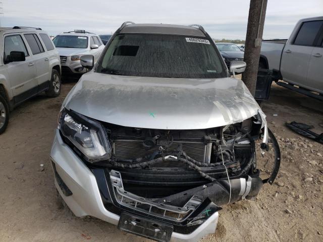 Photo 5 from auction – 2017 NISSAN ROGUE S with VIN KNMAT2MT9HP611353