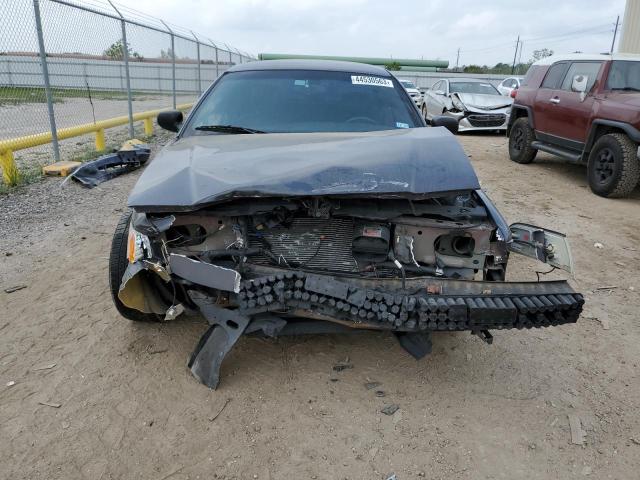 Photo 5 from auction – 2005 FORD CROWN VICT with VIN 2FAHP74W75X155200