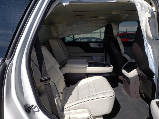 Photo 11 from auction – 2022 LINCOLN NAVIGATOR with VIN 5LMJJ2TT4NEL10416