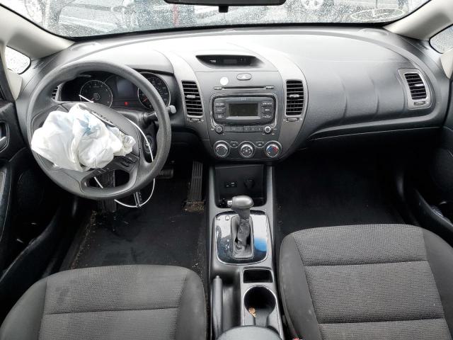 Photo 8 from auction – 2017 KIA FORTE LX with VIN 3KPFK4A72HE118643