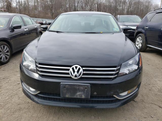 Photo 5 from auction – 2015 VOLKSWAGEN PASSAT S with VIN 1VWAT7A35FC115534