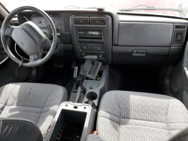 Photo 8 from auction – 2000 JEEP CHEROKEE S with VIN 1J4FF48S3YL172260