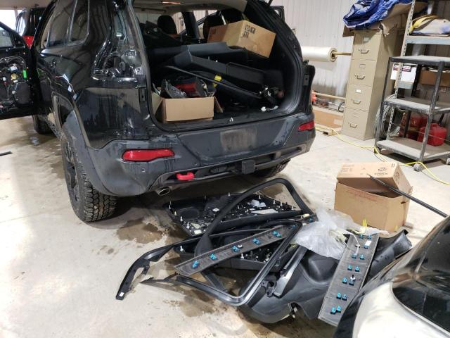 Photo 13 from auction – 2016 JEEP CHEROKEE T with VIN 1C4PJMBS9GW197792
