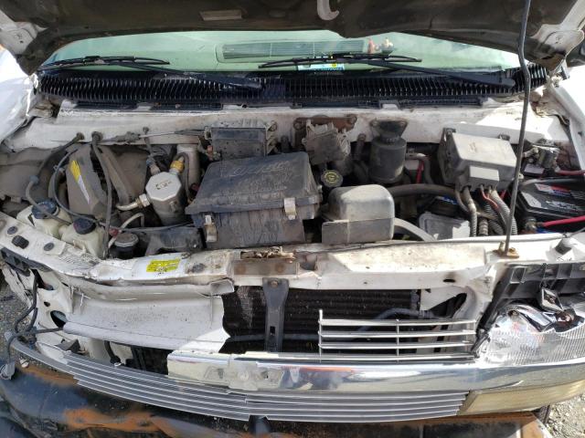 Photo 11 from auction – 2000 CHEVROLET ASTRO with VIN 1GNDM19WXYB190268