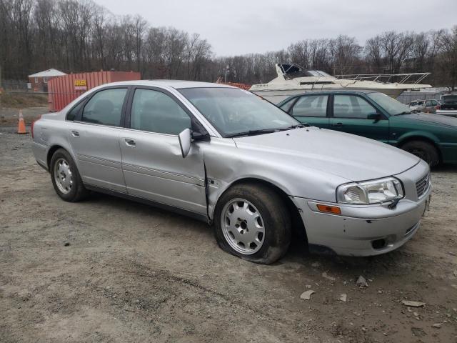 Photo 4 from auction – 2004 VOLVO S80 2.5T with VIN YV1TS59H141364712