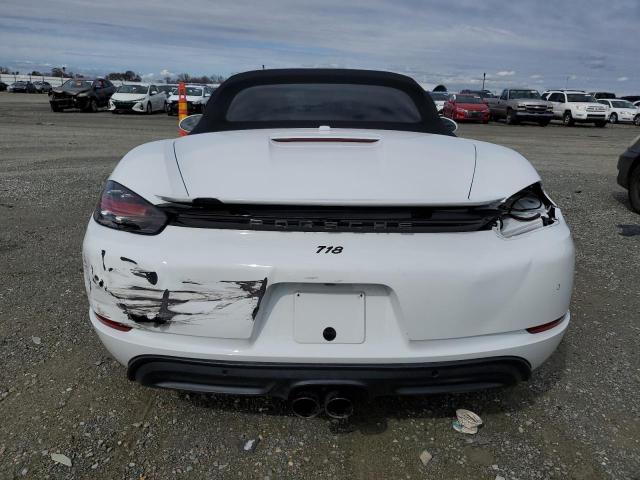 Photo 6 from auction – 2017 PORSCHE BOXSTER S with VIN WP0CB2A80HS241077
