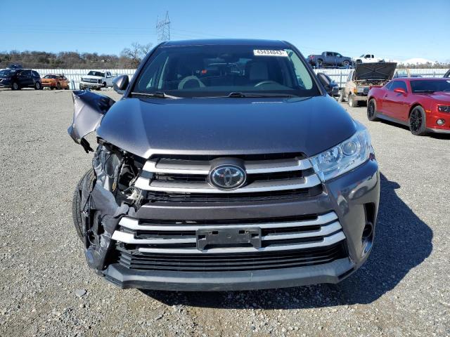 Photo 5 from auction – 2018 TOYOTA HIGHLANDER with VIN 5TDZZRFH7JS247741