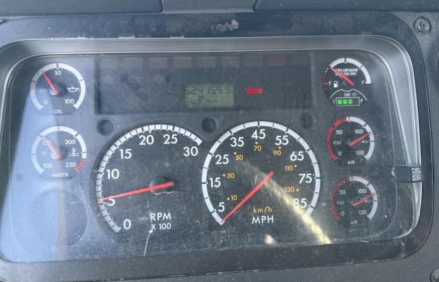 Photo 8 from auction – 2016 FREIGHTLINER CASCADIA 1 with VIN 3AKJGLBG0GSHB0399