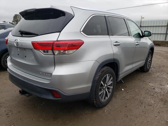 Photo 3 from auction – 2018 TOYOTA HIGHLANDER with VIN 5TDJZRFHXJS837154