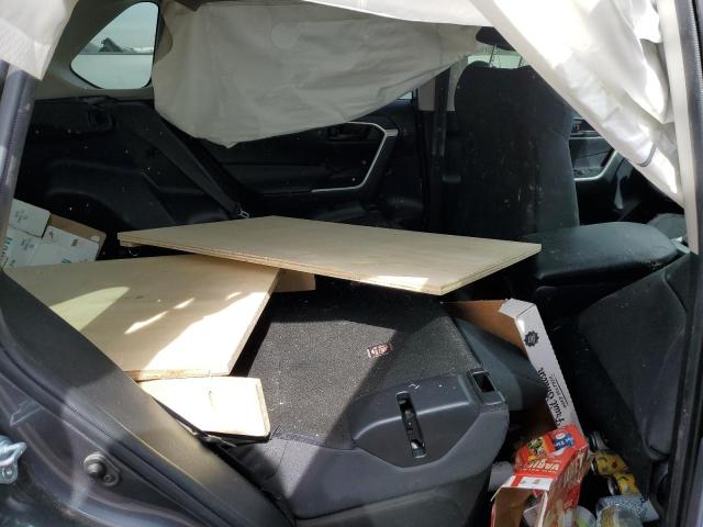 Photo 10 from auction – 2019 TOYOTA RAV4 LE with VIN JTMF1RFV3KD514564