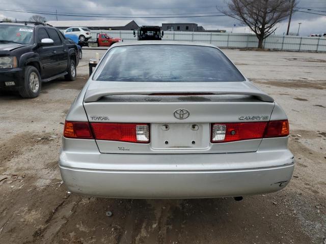 Photo 6 from auction – 2000 TOYOTA CAMRY CE with VIN 4T1BG22K7YU705862